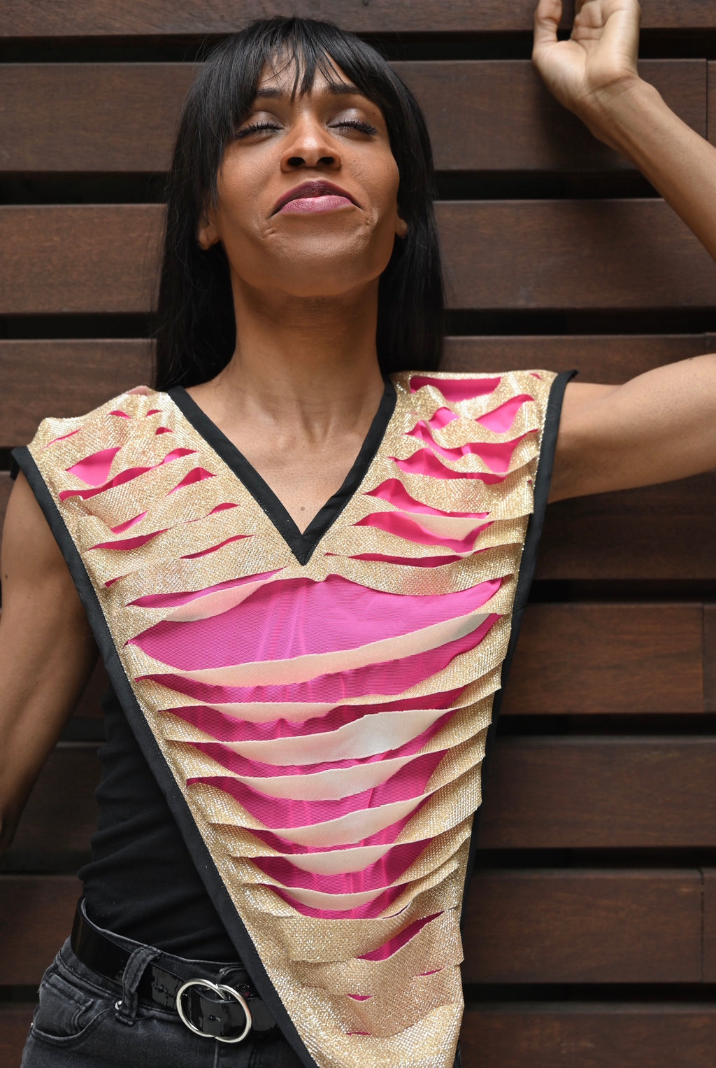 Top de verano dorado