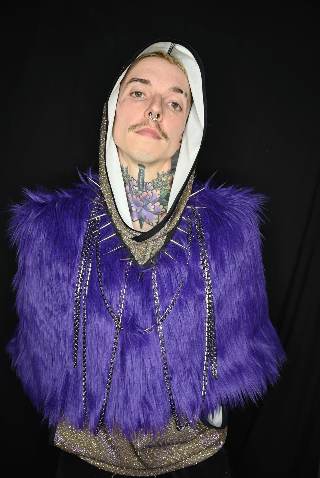 The Chain Shawl/Collar