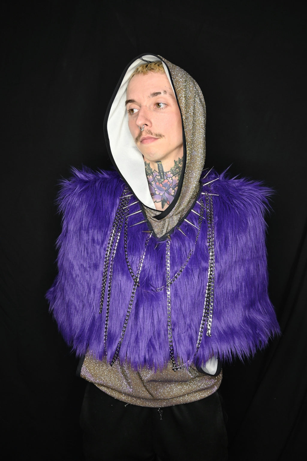 The Chain Shawl/Collar