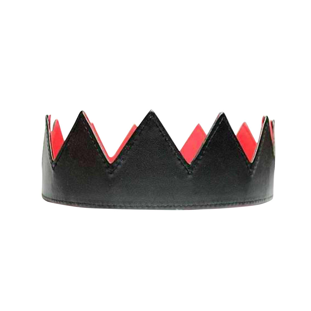 Schwarze Lederkrone