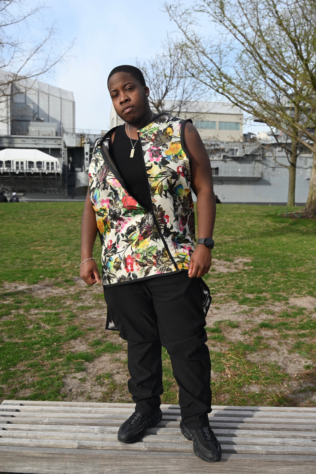 Camisa asimétrica floral