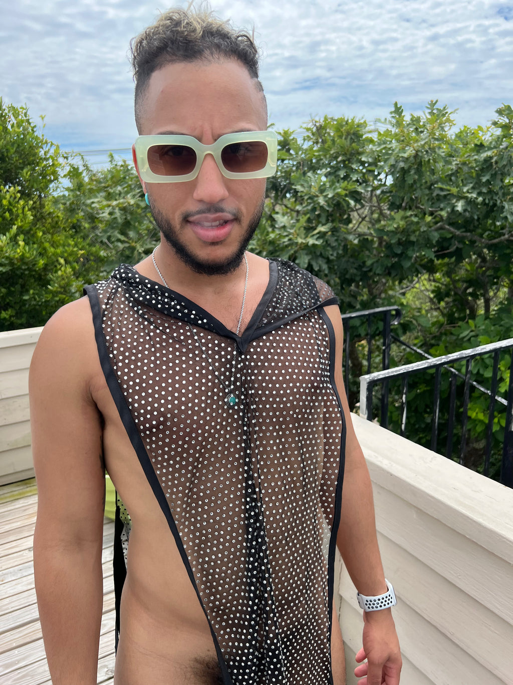 Schmale Tunika mit Glitzer