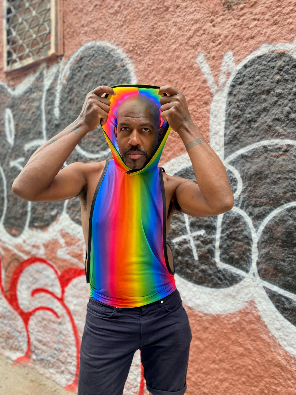 Muskelshirt mit Regenbogen-Ombré-Muster