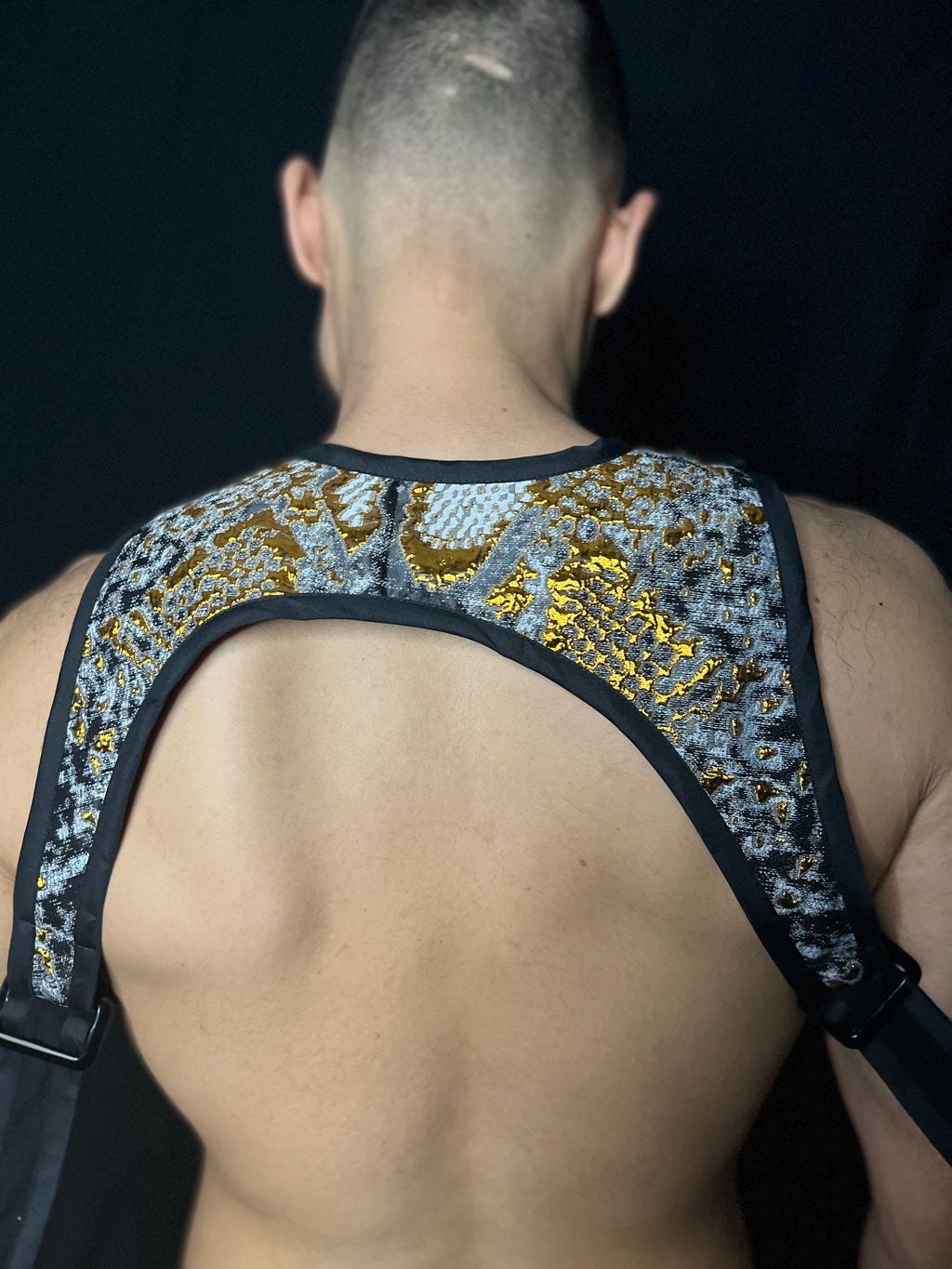 Brokat-Taschengeschirr