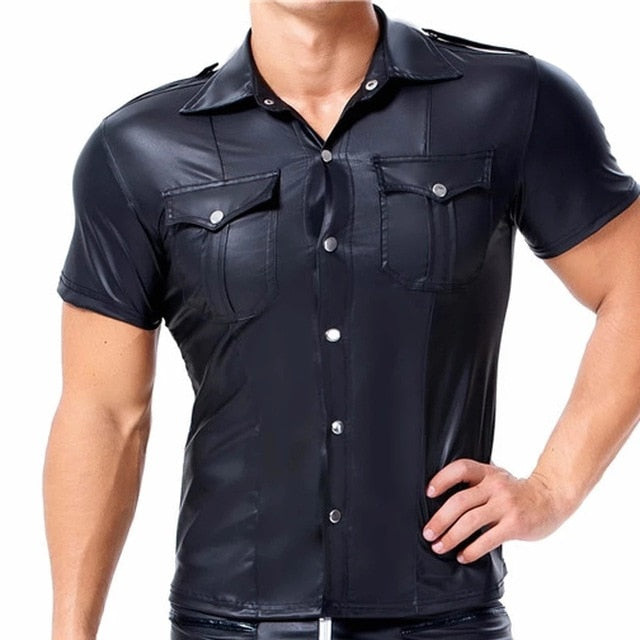 T-Shirt aus veganem Leder