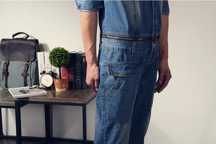 Lässiger Retro-Jumpsuit mit abnehmbarer Jeansjacke